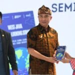 buku Buku West Java Outward Looking Strategy Resmi Diluncurkan: Kunci Pembangunan Jabar