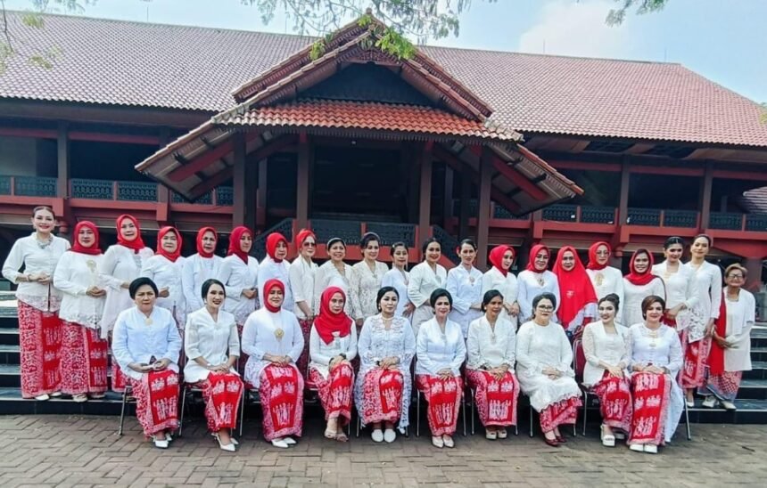 PIM PIM Apresiasi 10 Tahun Kepemimpinan Jokowi, Wujudkan Kemajuan Sosial dan Pemberdayaan Perempuan