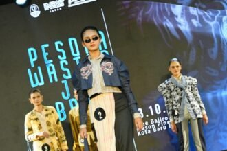 f9bb422f a292 451f 8172 8e6c380ed574 Pesona Wastra Jawa Barat Memadukan Tradisi dan Gaya Modern