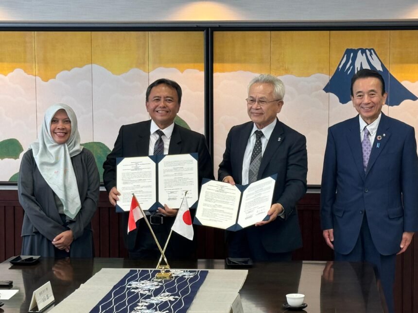 jadi foto yang benar Peluang Emas Pemuda Jabar Belajar di Jepang, Pemprov Jabar dan AIWA Holdings Luncurkan Beasiswa Internasional