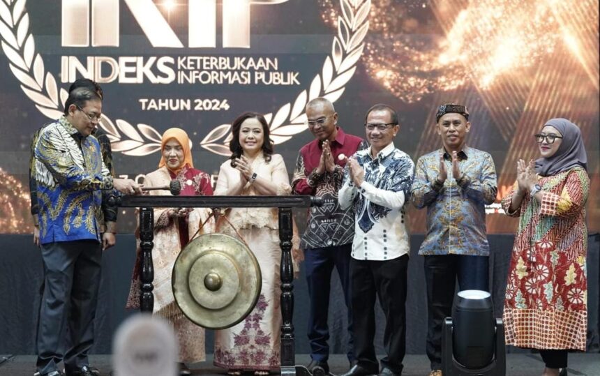 keterbukaan publik Jawa Barat Raih Peringkat Pertama Indeks Keterbukaan Informasi Publik 2024