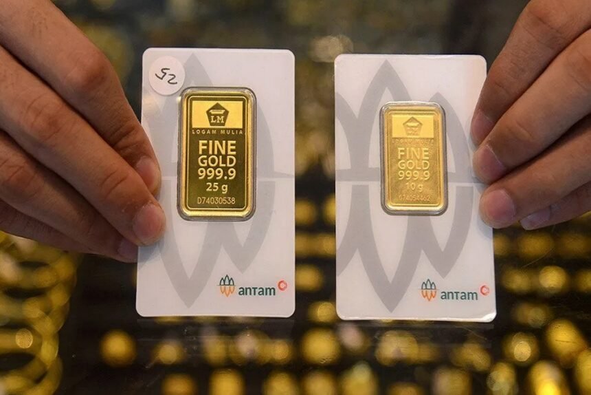 Harga Emas Hari Ini Terjun Bebas! Antam 24 Karat Anjlok hingga Rp 40.000 per Gram