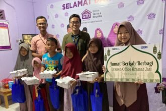 BRI KC Kramat Jati Berbagi Jumat Berkah kepada anak yatim dan kaum dhuafa di Griya Yatim dan Dhuafa, Ciracas, Jakarta Timur. (istimewa)
