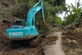IMG 20241221 WA0003 Jalur Cikaso-Cigu Sukabumi Belum Pulih Pasca Longsor, Aktivitas Warga Terganggu