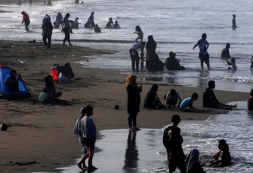 IMG 20241222 WA0036 Pantai Palabuhanratu, Destinasi Eksotis yang Jadi Magnet Wisatawan