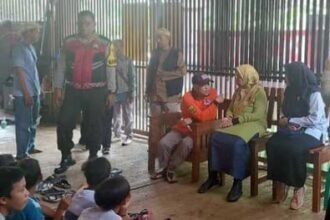 IMG 20241223 WA0007 Yani Jatnika Marwan Kunjungi Korban Bencana di Kampung Gempol