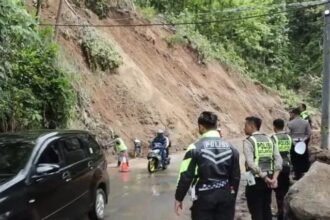 IMG 20241229 WA0000 Jalan Bagbagan - Kiara Dua Kembali Dibuka Pasca Longsor