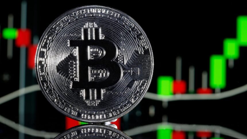 Bitcoin (BTC), aset kripto terbesar di dunia, terus menjadi pusat perhatian pasar.
