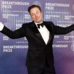 Elon Musk kembali mencatatkan sejarah baru di dunia keuangan global.