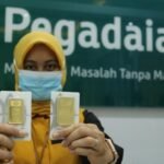 Pegadaian menawarkan berbagai jenis emas, termasuk Emas Galeri 24, Antam, dan UBS, dengan beragam ukuran mulai dari 0,5 gram hingga 1.000 gram.