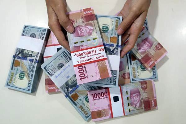 Pada perdagangan pasar spot akhir pekan lalu, rupiah menunjukkan performa mengesankan, menguat ke level Rp15.845 per dollar AS