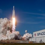 Dengan valuasi US$350 miliar, SpaceX terus menunjukkan bahwa inovasi dan visi Elon Musk telah merevolusi industri luar angkasa.