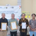 IMG 20250110 WA0004 Ketua BP Ciletuh Palabuhanratu Geopark Diserahteimakan dari H. Iyos Somantri kepada H. Ade Suryaman