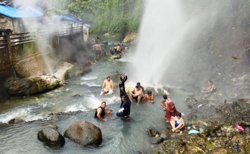 IMG 20250128 WA0000 Nikmati Liburan Keluarga di Geyser Cisolok, Keunikan Langka di Indonesia