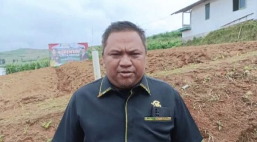 Ketua DPRD Kabupaten Sukabumi, Budi Azhar Mutawali, mengatakan beiau sangat apresiasi dengsn program penanaman 1 juta hektare jagung yang dipusatkan di Kecamatan Caringin.