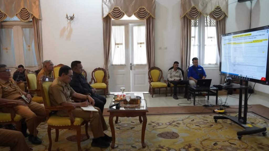 Sekda Sukabumi Hadiri Rakor Mendagri, Bahas Jadwal Pelantikan Kepala Daerah 2 Mendagri mengumumkan bahwa pelantikan kepala daerah terpilih akan dilakukan serentak oleh Presiden RI, H. Prabowo Subianto, pada 20 Februari 2025 di Ibu Kota Negara.