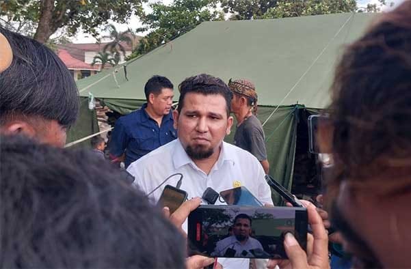 Hamzah menegaskan bahwa insiden ini harus menjadi perhatian serius bagi semua pihak, terutama dalam hal keselamatan pengguna jalan.