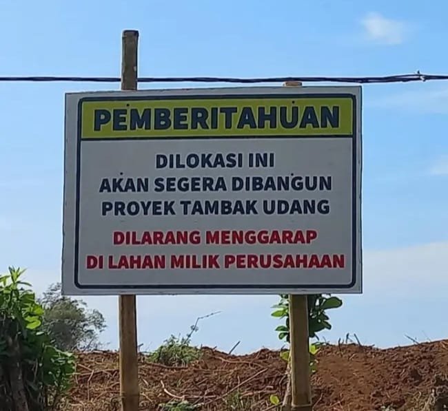 Sebanyak 775 warga Minajaya , Kabupaten Sukabumi, secara tegas menolak rencana pembangunan tambak udang di wilayah pesisir mereka.