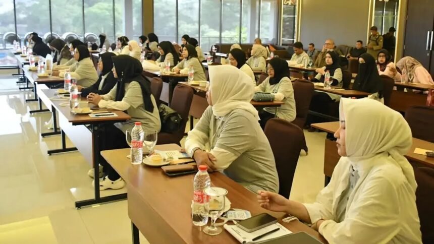 Revitalisasi UMKM Sukabumi: Strategi Jitu Tingkatkan Omzet di Era Digital!