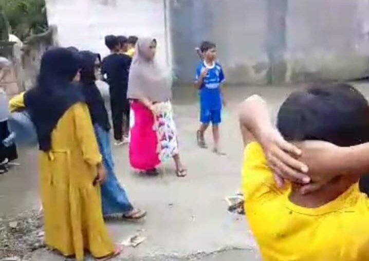 Wabah Lalat Serang Puluhan Rumah di Cidahu Sukabumi