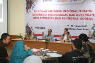 Sekda Kabupaten Sukabumi, Ade Suryaman, resmi membuka pelatihan penanganan korban TPPO bertajuk "Identifikasi, Perlindungan, dan Dukungan Korban"