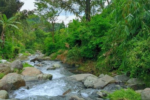 wisata alam cidahu 1 Eksplorasi Keindahan Alam Cidahu, Pesona Desa di Kaki Gunung Salak yang Menawan