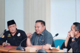 Budi Azhar Mutawali , Ketua DPRD Sukabumi