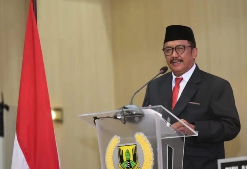 Bupati Sukabumi, Asep Japar