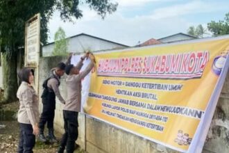 Polres Sukabumi Kota memasang puluhan spanduk imbauan keamanan dan ketertiban masyarakat (Kamtibmas) di lokasi strategis