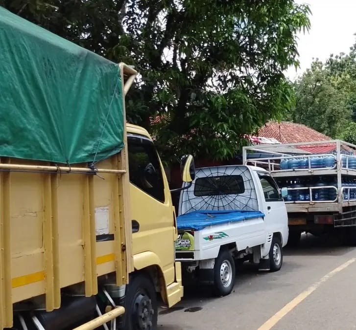 40 kendaraan roda empat dan truk terjebak selama enam hari sejak Kamis (6/3/2025).