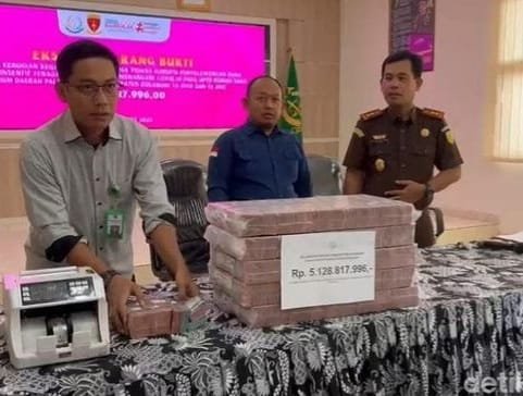 Kejaksaan Negeri (Kejari) Kabupaten Sukabumi berhasil menyelamatkan kerugian negara senilai Rp5,1 miliar dari kasus korupsi dana insentif tenaga kesehatan (nakes) COVID-19 di RSUD Palabuhanratu.
