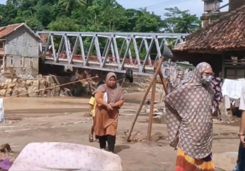 Pasca-banjir bandang pada Kamis (6/3/2025)
