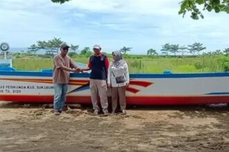 Dinas Perikanan Kabupaten Sukabumi menyalurkan bantuan alat tangkap ikan modern
