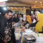 Bupati Sukabumi H. Asep Japar resmi membuka Bazar Culinary Ramadhan 1446 H di halaman Sukabumi Craft Center Cisaat