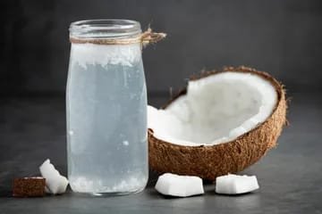 Rahasia Sehat Berbuka Puasa dengan Air Kelapa