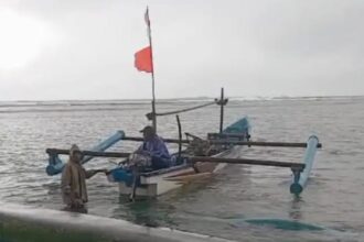 Tim gabungan dari Rukun Nelayan