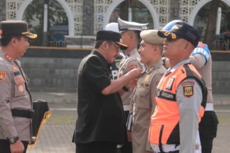 Bupati Sukabumi, H. Asep Japar, bersama Forkopimda dan Forkopimcam menghadiri Apel Pasukan Operasi Ketupat Lodaya 2025