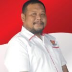Anggota DPRD Kabupaten Sukabumi dari Fraksi Gerindra, Taopik Guntur, mendesak pemerintah pusat untuk membuka sementara Jembatan Cidadap di Kampung Bojongkopo