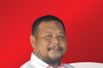 Anggota DPRD Kabupaten Sukabumi dari Fraksi Gerindra, Taopik Guntur, mendesak pemerintah pusat untuk membuka sementara Jembatan Cidadap di Kampung Bojongkopo