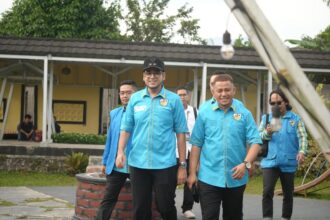 Wakil Wali Kota Sukabumi Bobby Maulana, pengurus KNPI, dan perwakilan organisasi kepemudaan