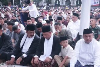 IMG 20250401 WA0002 Bupati Asep Japar Salat Idul Fitri Perdana di Masjid Agung Palabuhanratu