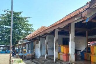 Tempat Pelelangan Ikan (TPI) Palangpang di Desa Ciwaru, Kecamatan Ciemas, menjadi sorotan tajam DPRD Kabupaten Sukabumi.