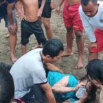AP (14), pelajar asal Tangerang, nyaris tenggelam di Pantai Karanghawu pukul 11.30 WIB.