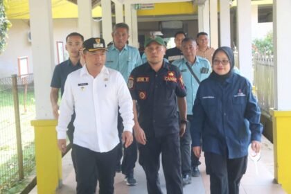 Wakil Bupati (Wabup) Sukabumi, H. Andreas, melakukan monitoring progres IGD RSUD