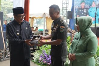 Bupati Sukabumi, H. Asep Japar