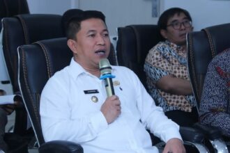 Wakil Bupati (Wabup) Sukabumi, H. Andreas, bersama Asisten Deputi Pengembangan Konektivitas Antar Wilayah Kemenko IPK