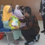 Bupati Sukabumi, H. Asep Japar, resmi meluncurkan Program Sukabumi Nyaah Ka Indung di Pendopo