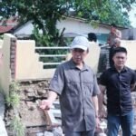 IMG 20250421 WA0002 Sekda Ade Suryaman Gerak Cepat Tinjau Lokasi Bencana di Kebonkalapa