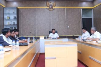 wabup diskusi dengan hipma Wabup Andreas Dorong Pemuda Berperan Aktif Wujudkan Sukabumi Barakah