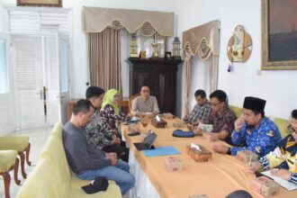 beasiswa Sekda Sukabumi Bahas Tindak Lanjut Program Beasiswa Indonesia Emas